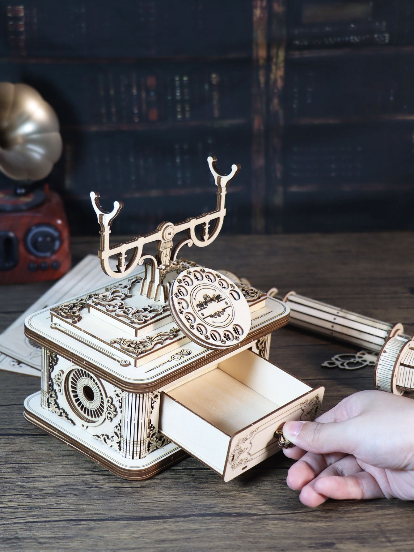 Factory wholesale Creative Retro Telephone 3D Wooden Puzzle for Adults Tabletop Model Kits Decoration and Gift for Christmas Birthday