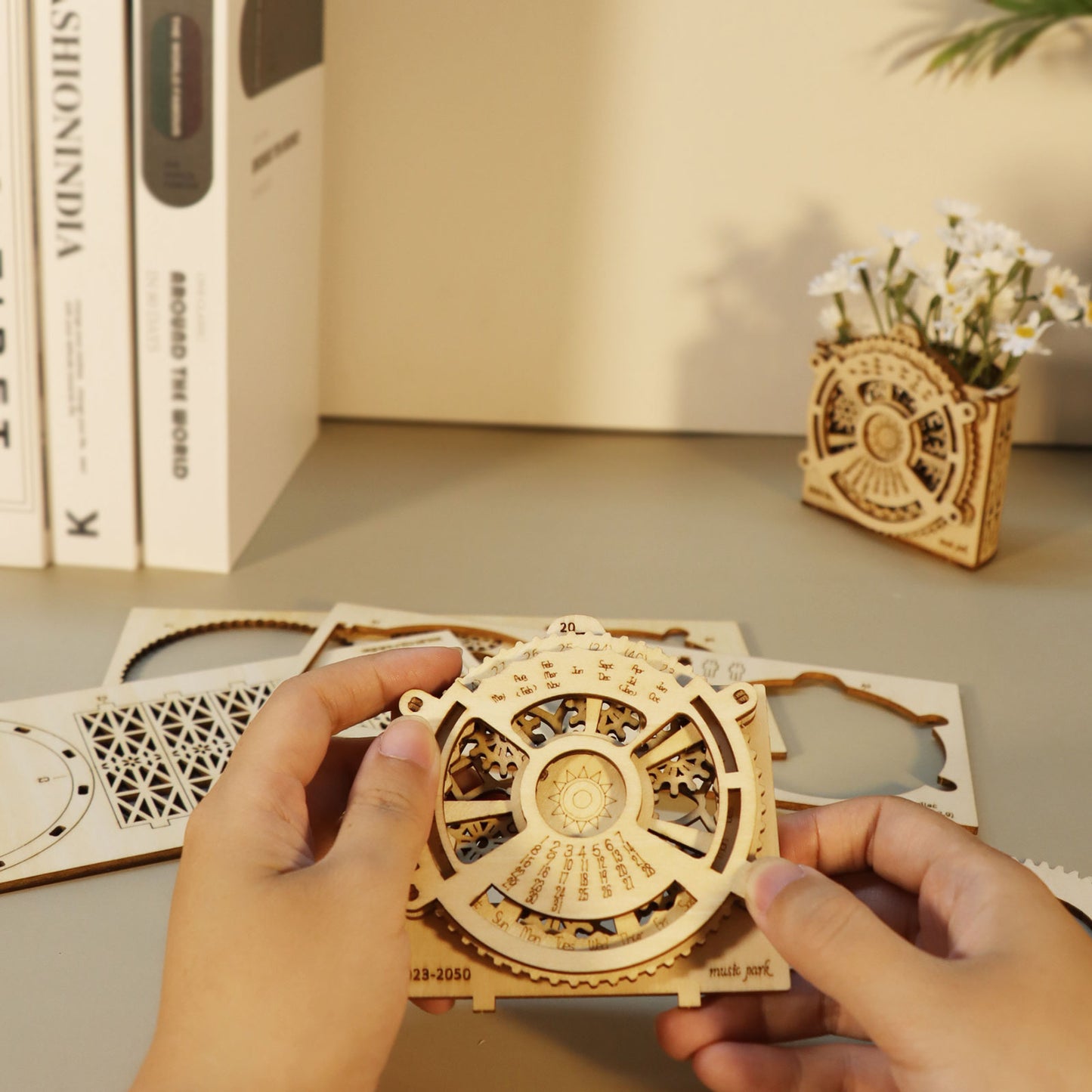 Factory wholesale 3D Wooden Puzzles Perpetual Calendar Pen holder Mechanical Models Propelled Construction Model Kits For Teens and Adults Age14+